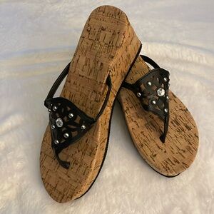 Wedged Stylish Sandals. Size S (5-6). NWOT